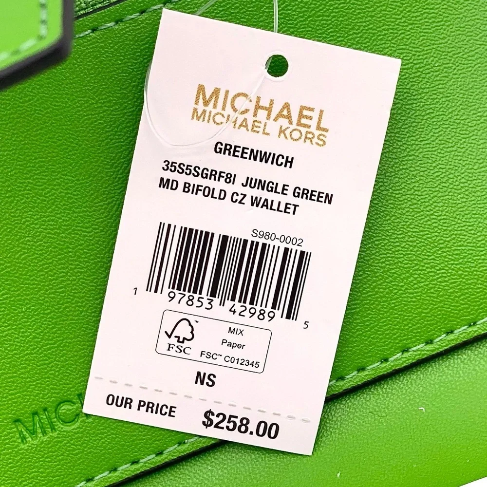 Michael Kors chic wallet